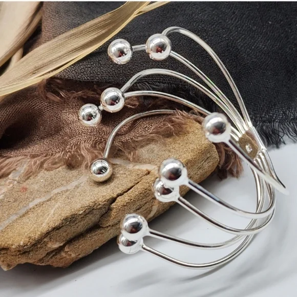 NEIMAN MARCUS PREMIUM 925 SILVER BRACELET Minimalist Contemporary Style - Picture 3 of 6